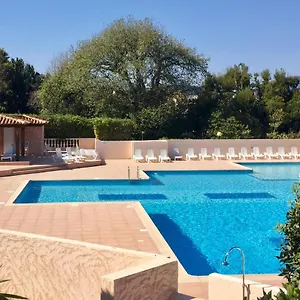  Appartement Spacieux Avec Jardin Coeur De St Tropez